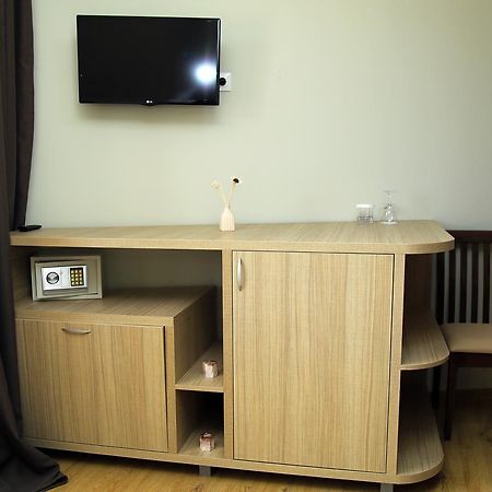 Iveria Hotel Khashuri Esterno foto